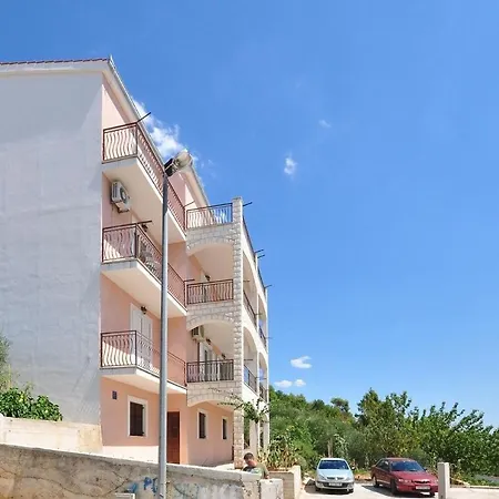 Sea View - 250 M From Sea Jesenice (Split-Dalmatia)